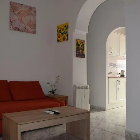 Enjoy Familia Apartment Seville